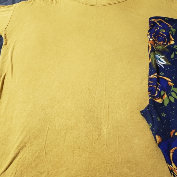 Lularoe Irma and leggings - Picture 2 of 4